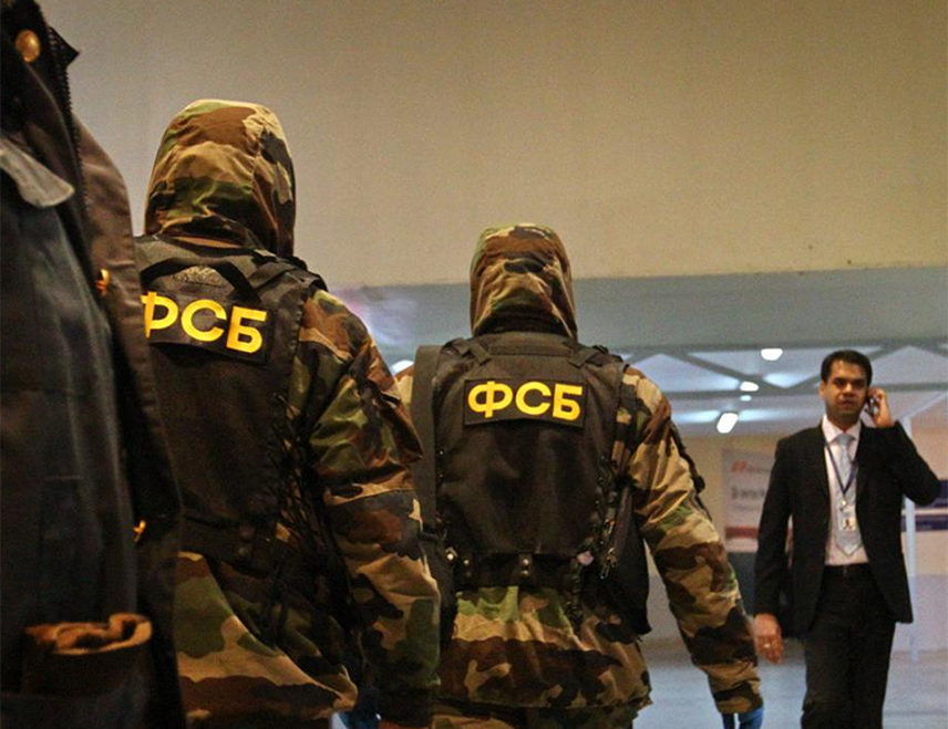 МОСКВА, 25. МАЈА /СРНА/ - Руске безбједносне службе спријечиле су терористички напад на брод опремљен експлозивом који је стигао у руску луку Уст Луга из белгијске луке Антверпен и требало је да настави пут ка турској луци Самсун, саопштила је Федерална служа безбједности /ФСБ/.