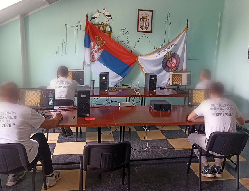 БЕОГРАД, 28. МАЈА /СРНА/ - Осуђеници Казнено-поправног завода "Београд" /Падинска скела/ освојили су прво мјесто на Другом европском првенству за лица лишена слободе у онлајн шаху у мушкој категорији, чиме су се придружили штићеницима Васпитно-поправног дома у Крушевцу, који су најбољи у Европи међу омладинцима.