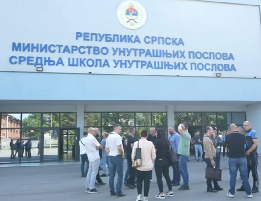 БАЊАЛУКА, 29. МАЈА /СРНА/ - Министар унутрашњих послова Републике Српске Жељко Будимир изјавио је да је у Центру за обуку МУП-а Српске први пут организовано УН САТ тестирање, селективно тестирање за припаднике полицијских агенција које одлазе у мировне мисије.