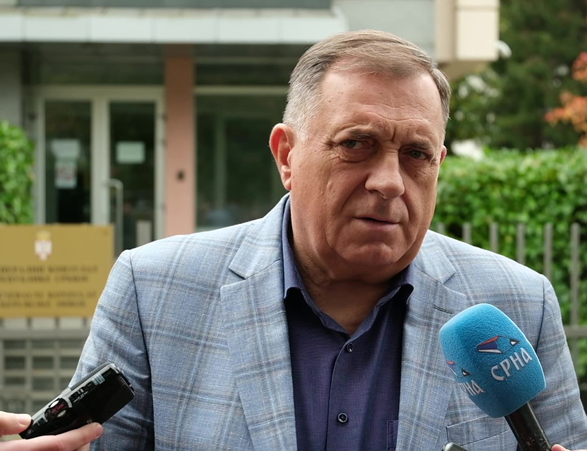 БАЊАЛУКА, 3. ЈУНА /СРНА/ - Предсједник Милорад Додик изјавио је да је 4. јун 1992. године, када је мучки убијено 45 српских бораца у кланцу, у Жепи, у засједи коју су им, упркос претходном договору, поставили муслимански злочинци, црни датум за Пале и сарајевско-романијску регију.