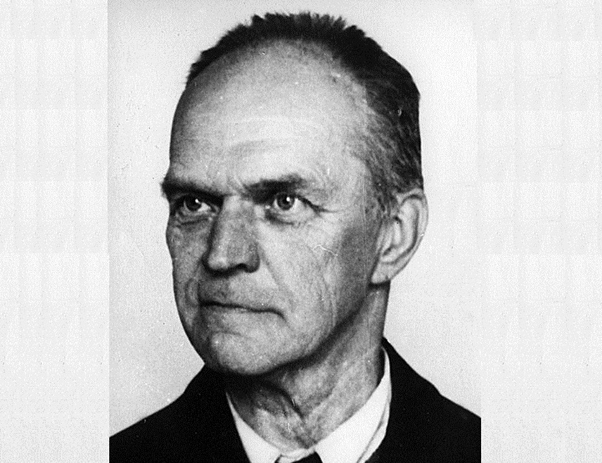 БИЈЕЉИНА, 4. ЈУНА /СРНА/ - Српски инжењер руског поријекла Владимир Фармаковски /1880-1954/, професор Универзитета у Београду, члан Српске академије наука и први машински инжењер академик код Срба, умро је 5. јуна 1954. године.