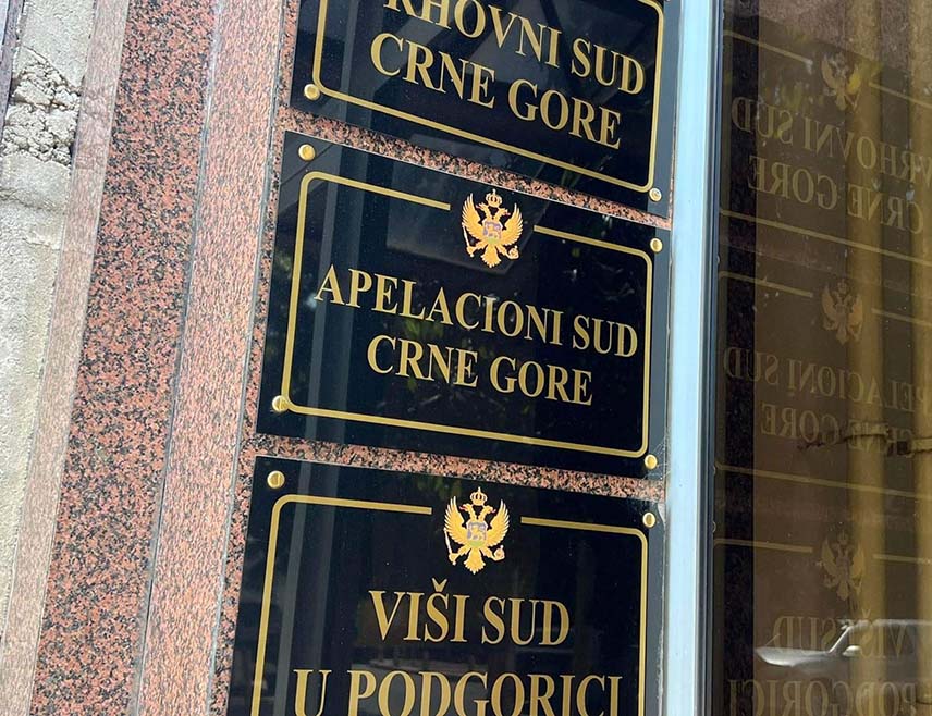 ПОДГОРИЦА, 11. ЈУНА /СРНА/ - Апелациони суд Црне Горе потврдио је пресуду Вишег суда у Бијелом Пољу којом је Алија Балијагић осуђен на 40 година затвора за убиство брата и сестре Маџгаљ док су у породичној кући гледали телевизију.