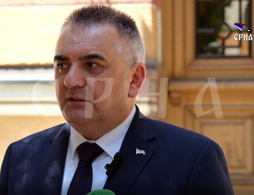 BIJELJINA, JUNE 11 /SRNA/ - Prime Minister of Republika Srpska Savo Minić said today in Bijeljina that Republika Srpska is safe and certainly has a good perspective.