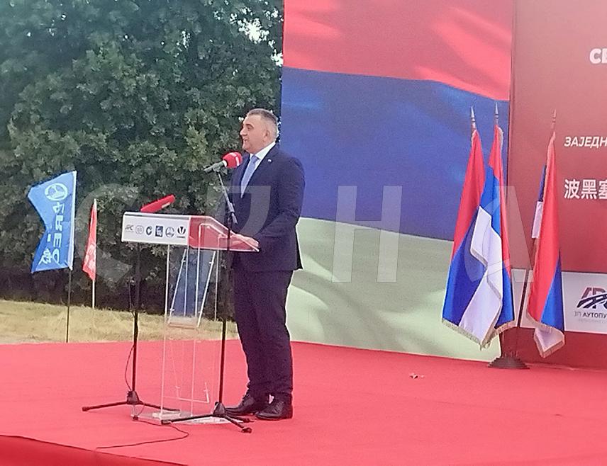 BIJELJINA, JUNE 12 /SRNA/ - The Prime Minister of Republika Srpska Savo Minić stated that the beginning of the construction of the Bijeljina-Brčko highway section is part of a large project of historically connecting Republika Srpska and Serbia.