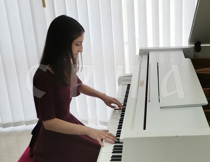 DOBOJ, JUNE 13 /SRNA/ – A solo concert by pianist Ana Maznejkova from North Macedonia was held in Doboj this evening. She was the winner of last year's International Competition "Pianova Interclassic Doboj 2025."