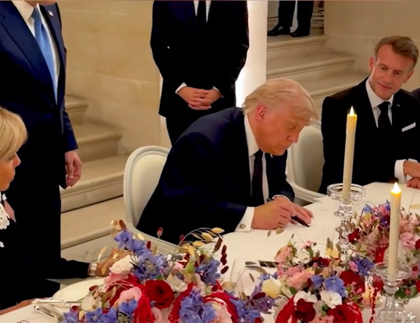 ВАШИНГТОН, 18. ЈУНА /СРНА - РИА Новости/ - Амерички предсједник Доналд Трамп изјавио је да је потписао америчко-ирански меморандум о разумијевању.