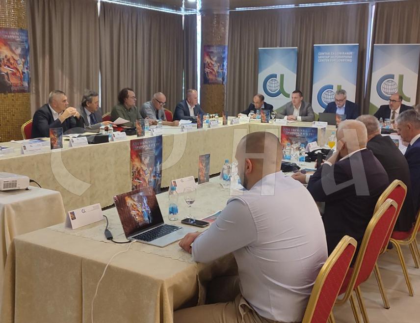 BANJA LUKA, JUNE 20 /SRNA/ – The United States is changing its approach to the Balkans compared with the leading countries of the EU, while the current issue of concern is the formation of a military alliance between Croatia, Albania, and self-declared Kosovo, participants at the scientific and professional conference “New Military Alliances in the Western Balkans – Between Sovereignism and Globalism” stated.