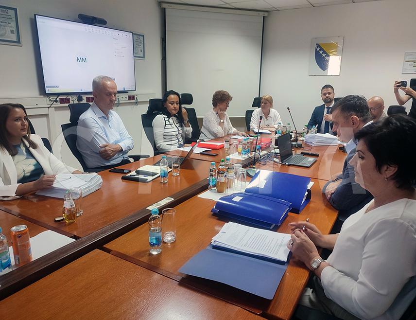 BANJA LUKA, JUNE 22 /SRNA/ - The Rulebook on the Implementation of the VAT Law, relating to the purchase of a first real estate property, was adopted today at a session of the Management Board of the Indirect Taxation Authority /ITA/ of BiH in Banja Luka.