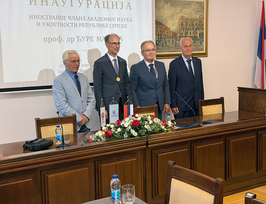 БАЊАЛУКА, 23. ЈУНА /СРНА/ - Премијер Србије Ђуро Мацут данас је у Бањалуци инаугурисан у иностраног члана Академије наука и умјетности Републике Српске /АНУРС/.