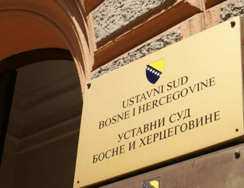 SARAJEVO, JUNE 23 /SRNA/ - After more than six months of delay, the truncated Constitutional Court of BiH has placed the review of the constitutionality of Christian Schmidt’s interventions in the Criminal Code of BiH on the agenda of its session.