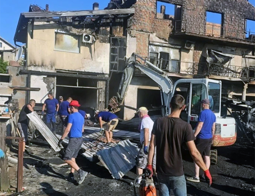 BANJA LUKA, JUNE 25 /SRNA/ – Nova Banka has donated BAM 30,000 to the Majstorović family from Derventa, whose house, workshop, machinery, and vehicles were destroyed in a recent fire.
