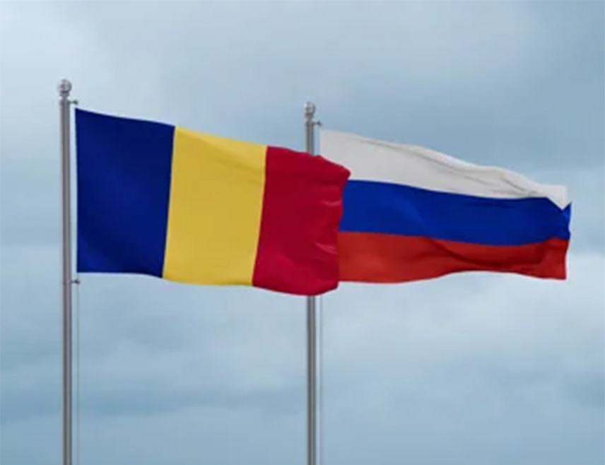 МОСКВА, 25. ЈУНА /СРНА/ - Званична Москва прогласила је генералног конзула Румуније у Санкт Петербургу непожељном особом и одлучила да затвори румунски Генерални конзулат у овом граду као одговор на поступке Букурешта, саопштено је из Министарства спољних послова Русије.