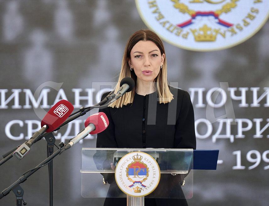 BRATUNAC, JULY 4 /SRNA/ – Serbia’s President's envoy Adrijana Mesarović has said today in Bratunac that international justice had remained silent over the crimes committed by Muslim forces against 3,267 Serbs, including the unforgivable killing of 47 innocent children, adding that the Serb people must never forget their fallen compatriots and must continue to fight for the truth.