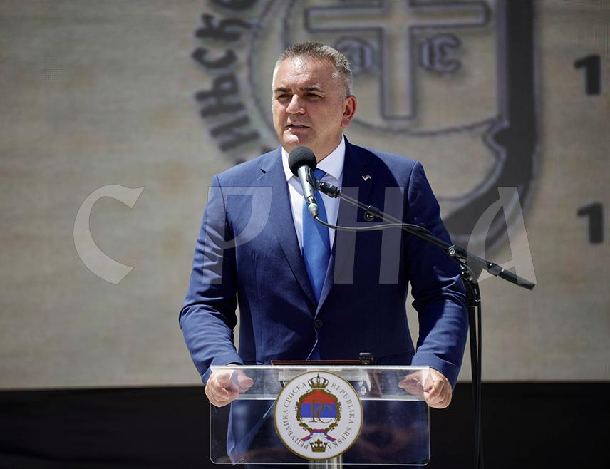 НЕВЕСИЊЕ, 9. ЈУЛА /СРНА/ – Премијер Републике Српске Саво Минић истакао је да обиљежавање 151 године од Невесињске пушке није само сјећање на један од најзначајнијих догађаја српске историје, већ и опомена да је слобода вијековима плаћана највећом жртвом - животима.