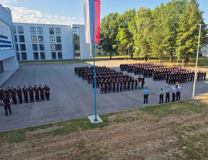 БАЊАЛУКА, 14. ЈУЛА /СРНА/ - У Управи за полицијско образовање Министарства унутрашњих послова /МУП/ Републике Српске почела је обука за приправнике Судске полиције Републике Српске.