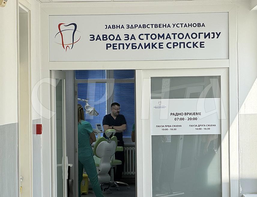 ДОБОЈ, 16. ЈУЛА /СРНА/ - У Добоју је данас отворен регионални орално-хируршки центар Завода за стоматологију Републике Српске, који је смјештен у објекту Дома здравља, а за чије радове и опремање је утрошено око 230.000 КМ.