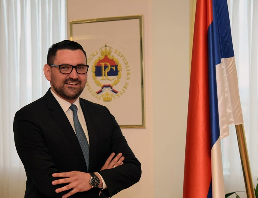PRNJAVOR, JULY 16 /SRNA/ - Zlatan Klokić, Minister for European Integration and International Cooperation of Republika Srpska, told SRNA that the reconstruction of the sports ground near the "Ivo Andrić" Secondary School Centre in Prnjavor represents an investment in future generations, not merely the renovation of a sports facility.