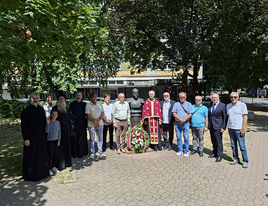 BANJA LUKA, JULY 17 /SRNA/ - A service was held and wreaths were laid today at the monument to Russian Emperor Nicholas II Romanov in Banja Luka, marking 108 years since the execution of the Romanov imperial family.