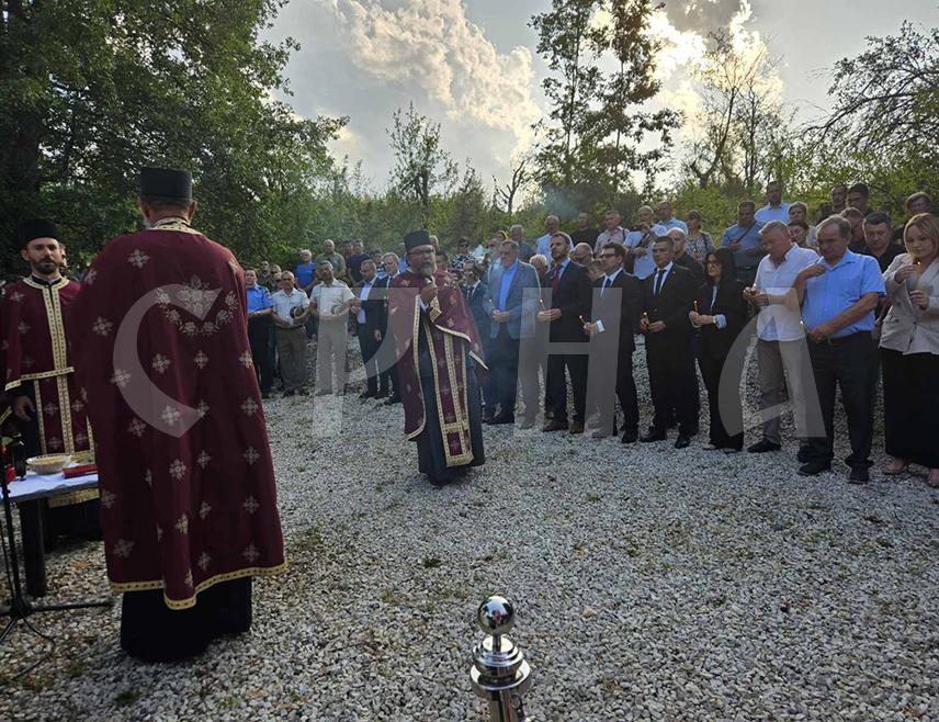 ПРИЈЕДОР, 19. ЈУЛА /СРНА/ - У Мацурама код Приједора почело је обиљежавање Дана сјећања на дјецу убијену током геноцида над Србима, Јеврејима и Ромима у Независној Држави Хрватској /НДХ/ од 1941. до 1945. године.