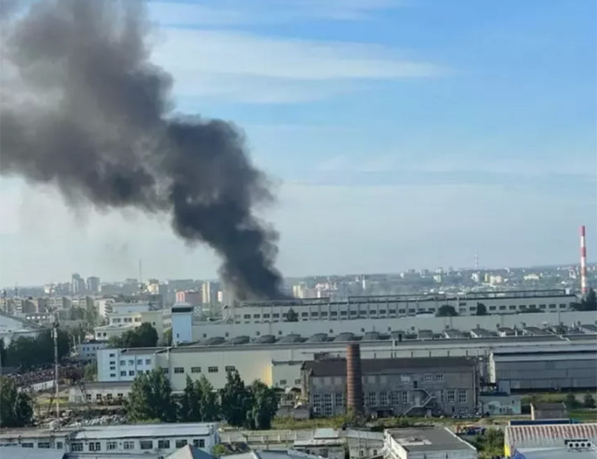 МОСКВА, 24. ЈУЛА /СРНА - РИА Новости/ - Шест људи је погинуло, а 26 је повријеђено у ракетном нападу на предузеће у граду Кирову, на западу Русије, рекао је гувернер Александар Соколов.