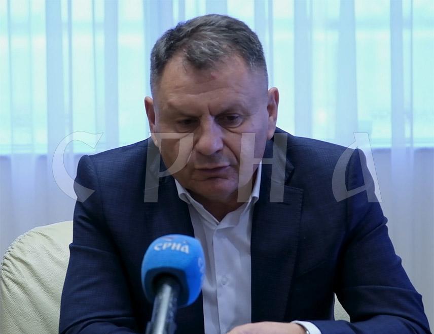 БАЊАЛУКА, 25. ЈУЛА /СРНА/ - Министар привреде и предузетништва Републике Српске Раденко Бубић рекао је Срни да је Србија један од најзначајнијих спољнотрговинских партнера и најзначајнији инвеститор у Српској, наглашавајући да је наставак и унапређење сарадње са Србијом један од приоритета.