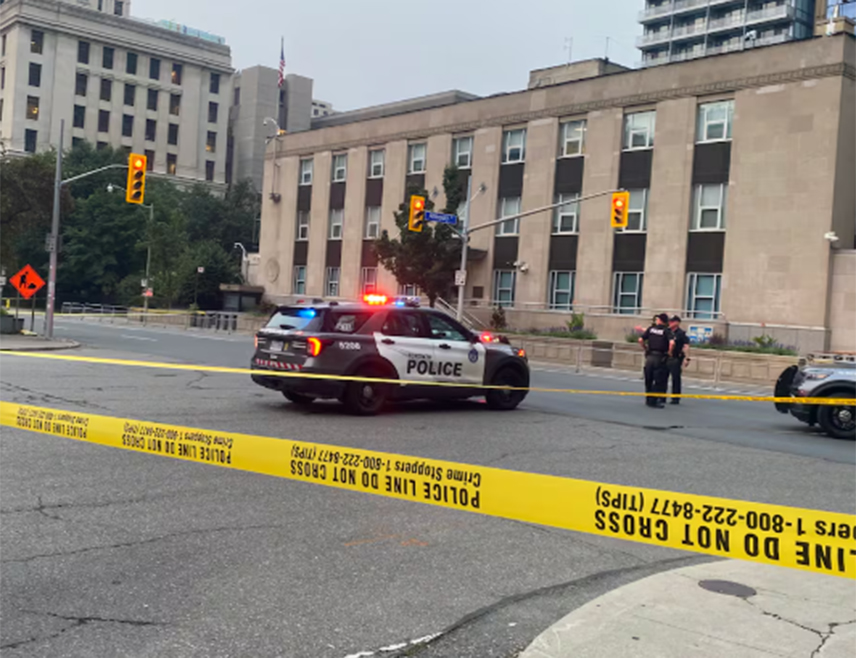 TORONTO, JULY 27 /SRNA/ - An unidentified person opened fire near the US Consulate in Toronto, police said.