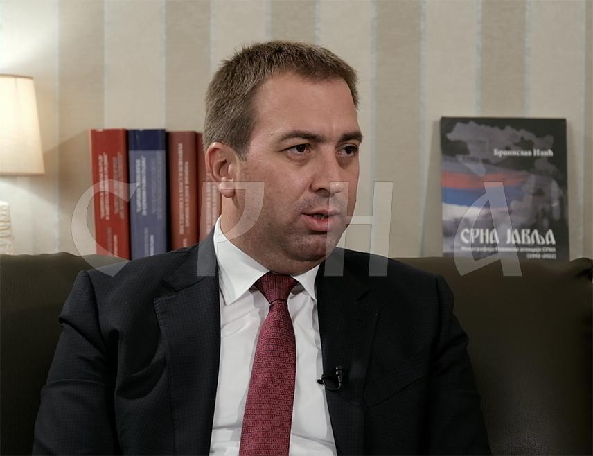 БАЊАЛУКА, 29. ЈУЛА /СРНА/ - Министар правде Републике Српске Горан Селак изјавио је Срни да је министар правде Федерације БиХ /ФБиХ/ Ведран Шкобић послао инспекцију у Казнено-поправни завод Зеница да утврди све околности у вези са наводима да правоснажно осуђена Елфета Весели користи ванзаводске повластице.