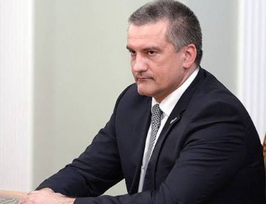 МОСКВА, 3. АВГУСТА /СРНА/ - Најмање три цивила су погинула, а двоје је рањено у украјинском нападу на Крим, рекао је гувернер Крима Сергеј Аксјонов.