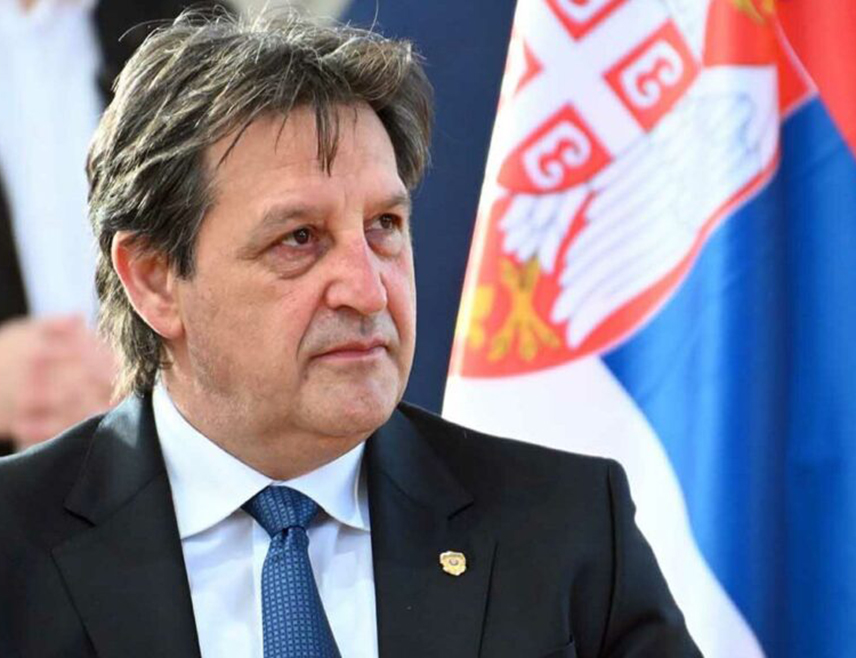 BELGRADE, August 4 /SRNA/ – Serbia’s Defence Minister Bratislav Gašić told BiH Defence Minister Zukan Helez that the Drina River is not, and never will be, a border between the Serb people, but rather a symbol of Serbs’ history, identity, and unity.