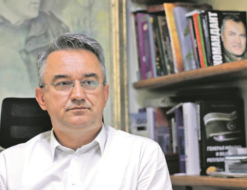 БЕОГРАД, 17. АВГУСТА /СРНА/ - Дарко Младић, син генерала Ратка Младића, изјавио је да породица страхује да је генерал у Хагу поново доживио мождани удар.