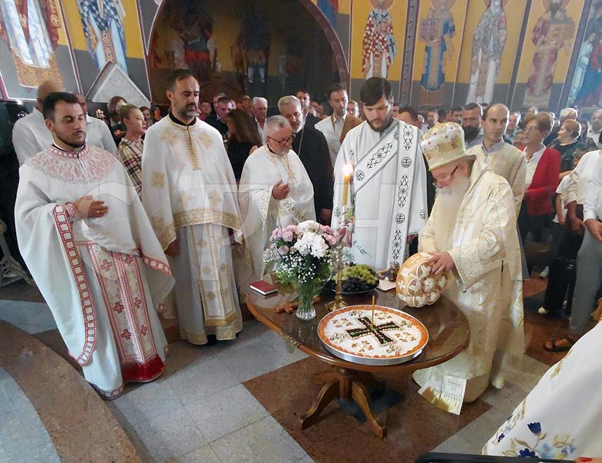 SARAJEVO, AUGUST 19 /SRNA/ - The Church of the Holy Transfiguration of the Lord in the Pofalići neighbourhood of Sarajevo celebrated its patron saint's day /Slava/, with a large number of worshippers attending the Holy Hierarchical Divine Liturgy, officiated by His Eminence Hrizostom, Metropolitan of Dabar-Bosnia.