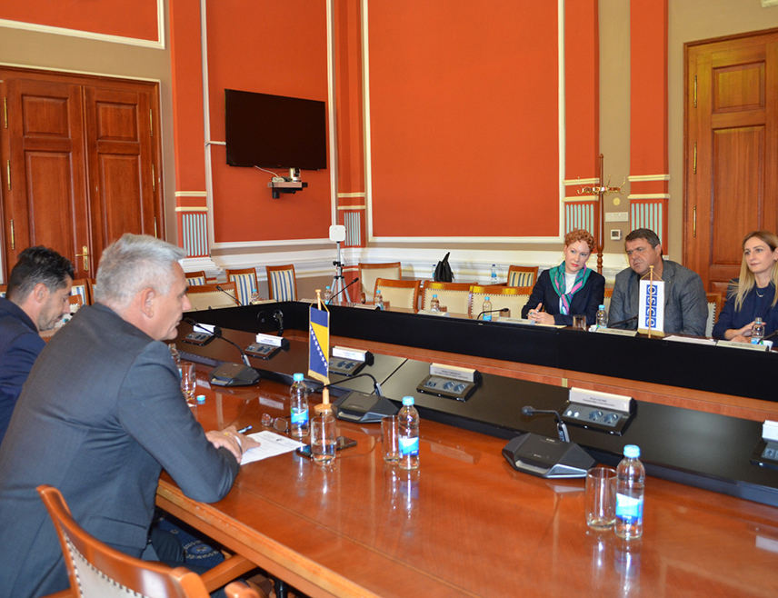 BRČKO, AUGUST 24 /SRNA/ - Brčko District Mayor Siniša Milić said during today’s meeting with a delegation of the OSCE Mission to BiH that the district had demonstrated resilience to political developments in the surrounding area, and that the focus of the local authorities was on economic development and tolerance.