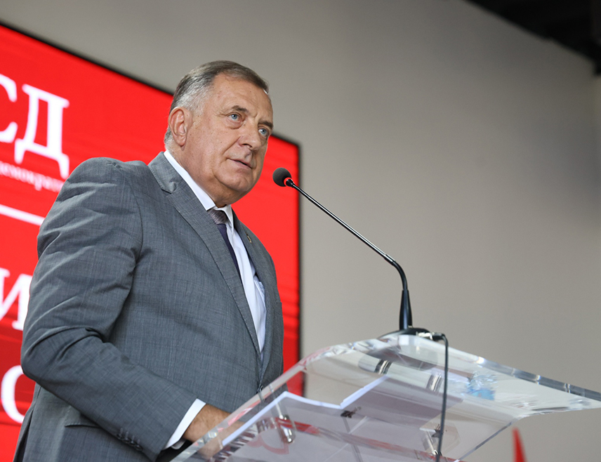 BANJA LUKA, AUGUST 25 /SRNA/ - SNSD leader Milorad Dodik said that Head of the EU Delegation to BiH Luigi Soreca remains consistent in his inconsistency and continues to insult common sense with lies about the rule of law and the state governed by law.