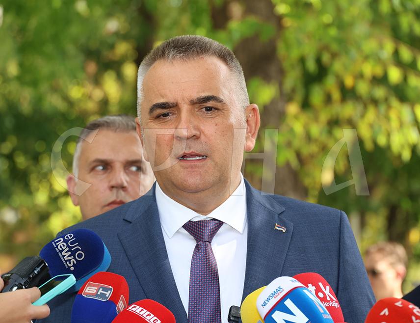 БАЊАЛУКА, 27. АВГУСТА /СРНА/ - Предсједник Владе Републике Српске Саво Минић рекао је да је добро што ће у Српској бити отворена Привредна комора Израела, јер је то једна од земаља која има најсавременије технологије.