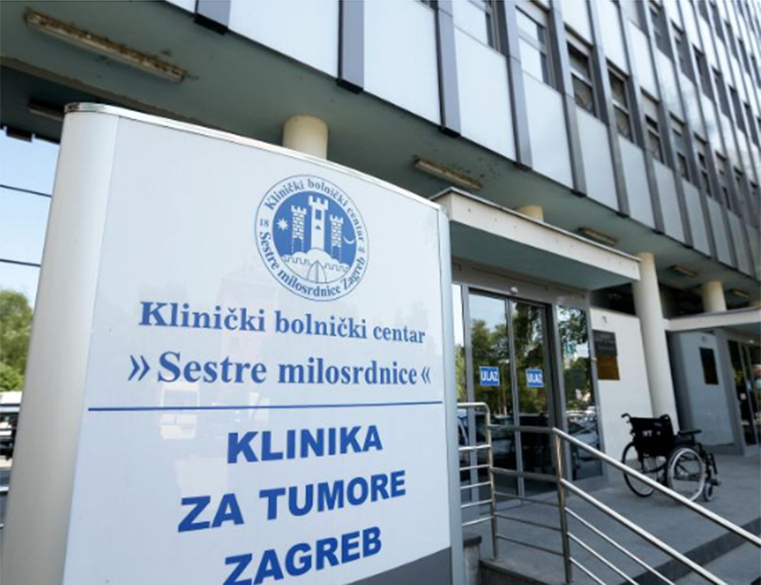 ОМИШ, 27. АВГУСТА /СРНА/ - Три пацијента која су тешко повријеђена у пожару код Омиша и даље су животно угрожена, саопштено је из Клиничког болничког центра "Сестре милосрднице" у Загребу.