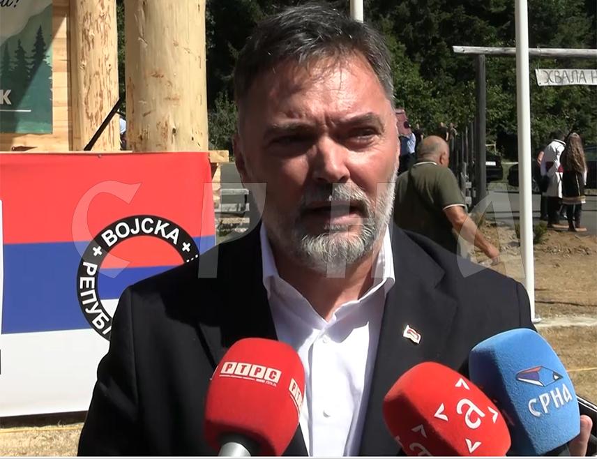 HAN PIJESAK, AUGUST 30 /SRNA/ - The Minister of Foreign Trade and Economic Relations in the Council of Ministers Staša Košarac said that today's gathering of demobilized veterans in Han Pijesak demonstrates the unity of the Serb people and their identification with all the values of Republika Srpska.
