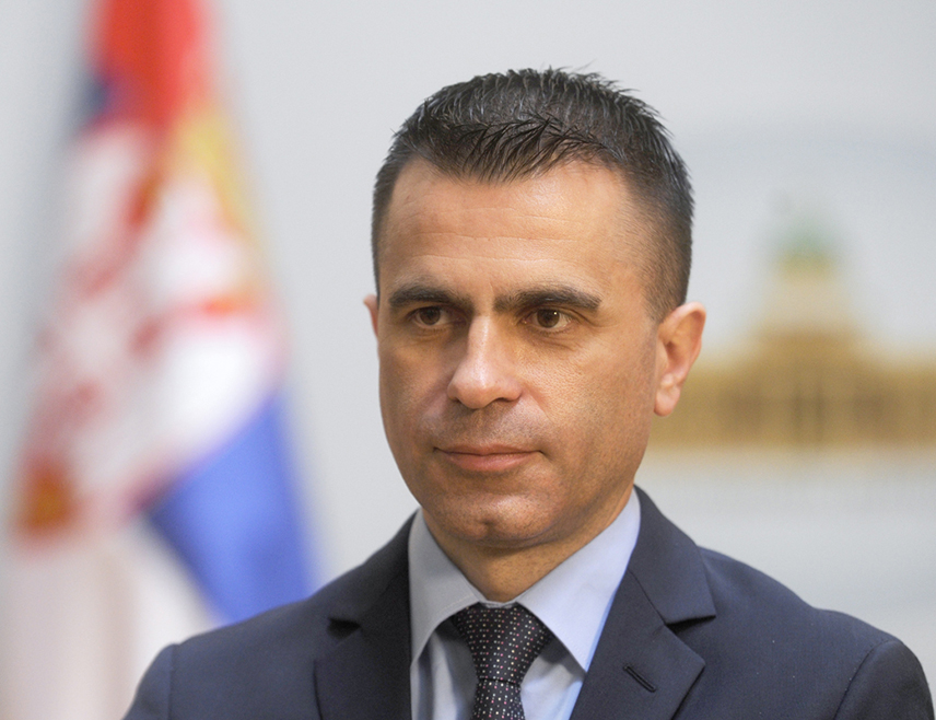 БЕОГРАД, 30. АВГУСТА /СРНА/ - Министар у Влади Србије задужен за дијаспору Ђорђе Милићевић оцијенио је да сцене са концерта Марка Перковића Томпсона у Вуковару показују да се више не може говорити о изолованим инцидентима појединаца, већ о високој продукцији усташке симболике.