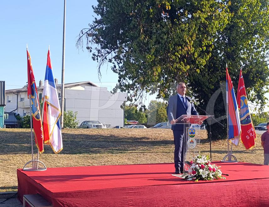 SRBAC, September 2 /SRNA/ – Republika Srpska Prime Minister Savo Minić has said today in Srbac that Republika Srpska is currently a huge construction site and that a day does not pass without something happening in that regard.