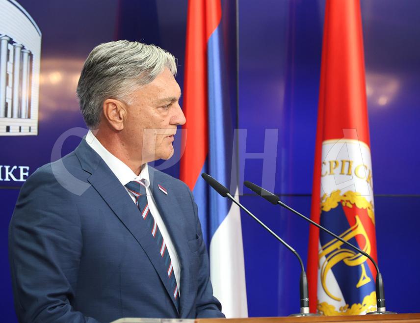 БАЊАЛУКА, 3. СЕПТЕМБРА /СРНА/ - Предсједник Републике Српске Синиша Каран истакао је данас у Бањалуци да су односи Српске и Израела веома добри, пуни разумијевања и пријатељства.