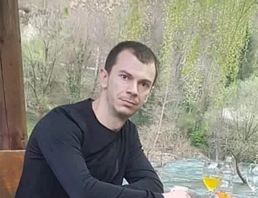 БИХАЋ, 4. СЕПТЕМБРА /СРНА/ - Полиција Унско-санског кантона ухапсила је Фахрета Хорозовића који је Доњој Копривни код Цазина тешко повриједио троје дјеце након што је изгубио контролу над возилом због неприлагођене брзине.