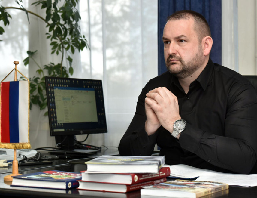 НУЖДИЋ: ПРАВДА МОРА ПОЧЕТИ ОД ЖРТВЕ И ЗЛОЧИНА, А НЕ ОД ПОЛИТИЧКОГ ИНТЕРЕСА