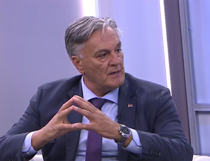 КАРАН: ПРЕСЕРВЕ ТРАДИТИОНАЛ ФАМИЛY