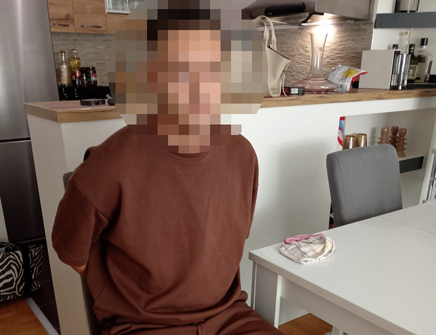 БЕОГРАД, 5. СЕПТЕМБРА /СРНА/ - У Новом Саду је по међународној потјерници Интерпола Будимпешта ухапшен мађарски држављанин због више кривичних дјела у вези са дрогом, за која је запријећена казна затвора до 20 година.