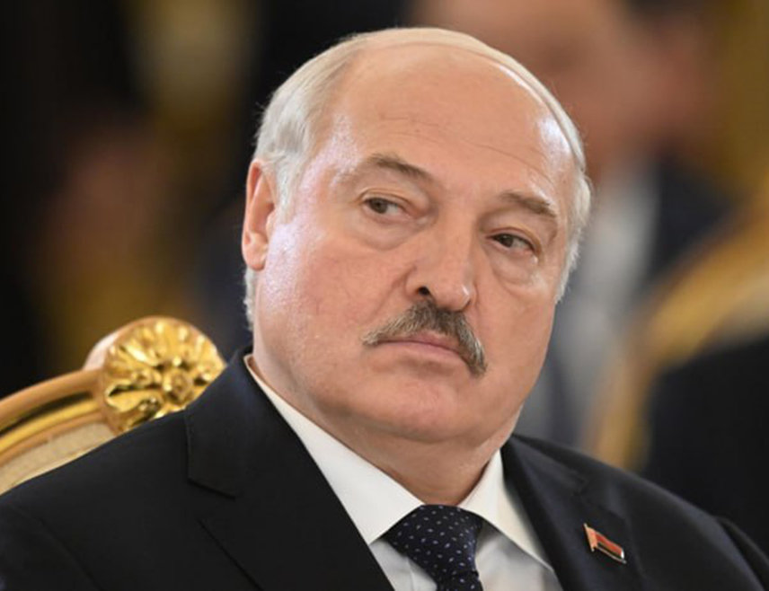 МИНСК, 11. СЕПТЕМБРА /СРНА/ - Бјелорусија планира да провјери борбену готовост цијеле војске, уз могуће укључивање мобилизације, изјавио је бјелоруски предсједник Александар Лукашенко.