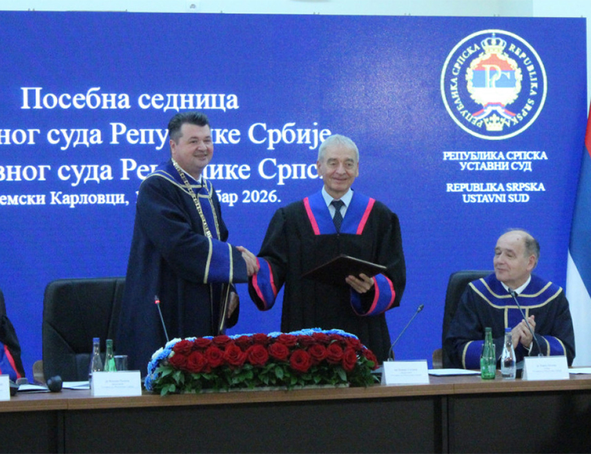 BELGRADE, SEPTEMBER 14 /SRNA/ - The first joint session of the Constitutional Court of Serbia and the Constitutional Court of Republika Srpska was held today in Sremski Karlovci to mark Serbian Unity, Freedom and National Flag Day, and a Memorandum of Understanding and Bilateral Cooperation was signed.