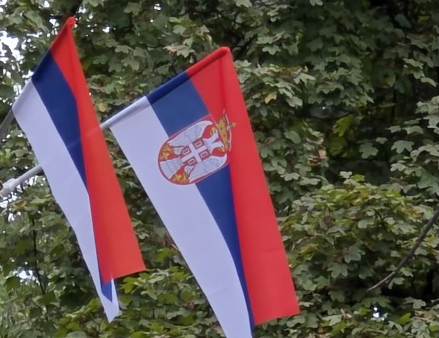 BANJA LUKA, SEPTEMBER 15 /SRNA/ - President of the Government of Republika Srpska Savo Minić wished for the Serbian tricolour to fly proudly today as a symbol of freedom that was dearly won.