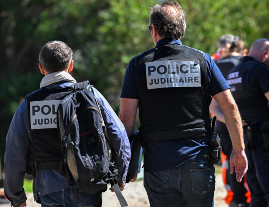PARIS, SEPTEMBER 18 /SRNA/ – A police officer was arrested in Paris on suspicion of preparing a terrorist attack, the prosecutor’s office announced.