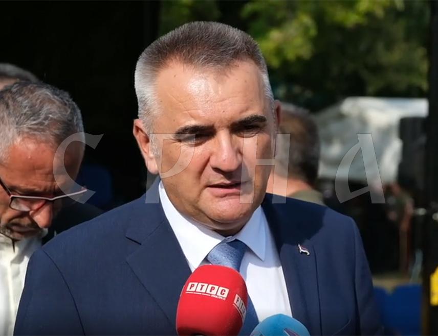 PRNJAVOR, SEPTEMBER 19 /SRNA/ – The Prime Minister of Republika Srpska Savo Minić has stated today on Saturday that the First Light Prnjavor Infantry Brigade of the Republika Srpska Army made an immeasurable contribution to the defense of Republika Srpska and the Serb people.