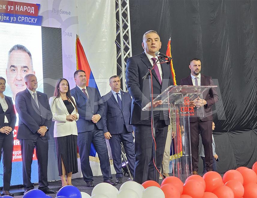 ИСТОЧНО САРАЈЕВО, 24. СЕПТЕМБРА /СРНА/ - Кандидат СНСД-а за предсједника Републике Српске Саво Минић рекао је вечерас да жели да допринесе стабилност и да настави одговорно да обавља функцију предсједника Републике, као што је то радио Милорад Додик, који је отишао и у Суд БиХ да би заштитио друге.