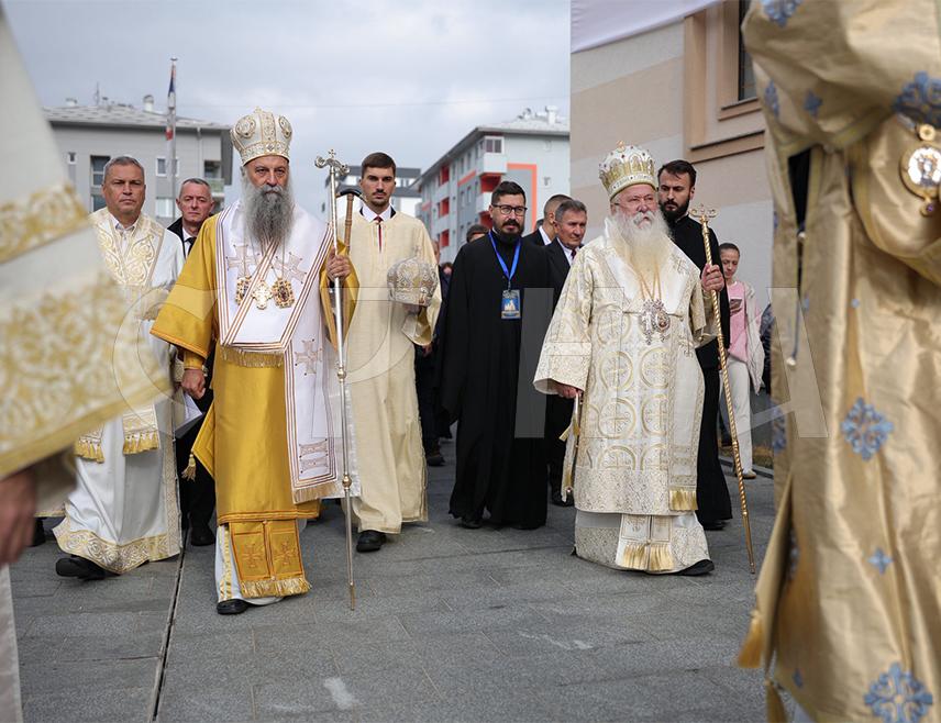 ПАЛЕ, 26. СЕПТЕМБРА /СРНА/ - Министар за научнотехнолошки развој и високо образовање Републике Српске Драга Мастиловић изјавио је данас да је освештање Храма  Сабора Светог архангела Гаврила један од најрадоснијих дана за Пале, истичући значај саборности и присуства Његове светости патријарха српског Порфирија.